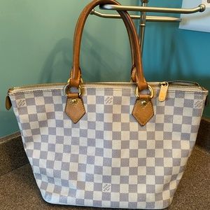 Louis Vuitton Saleya PM